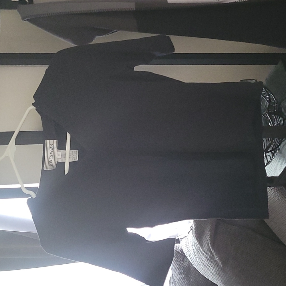 Black dress shirt size small